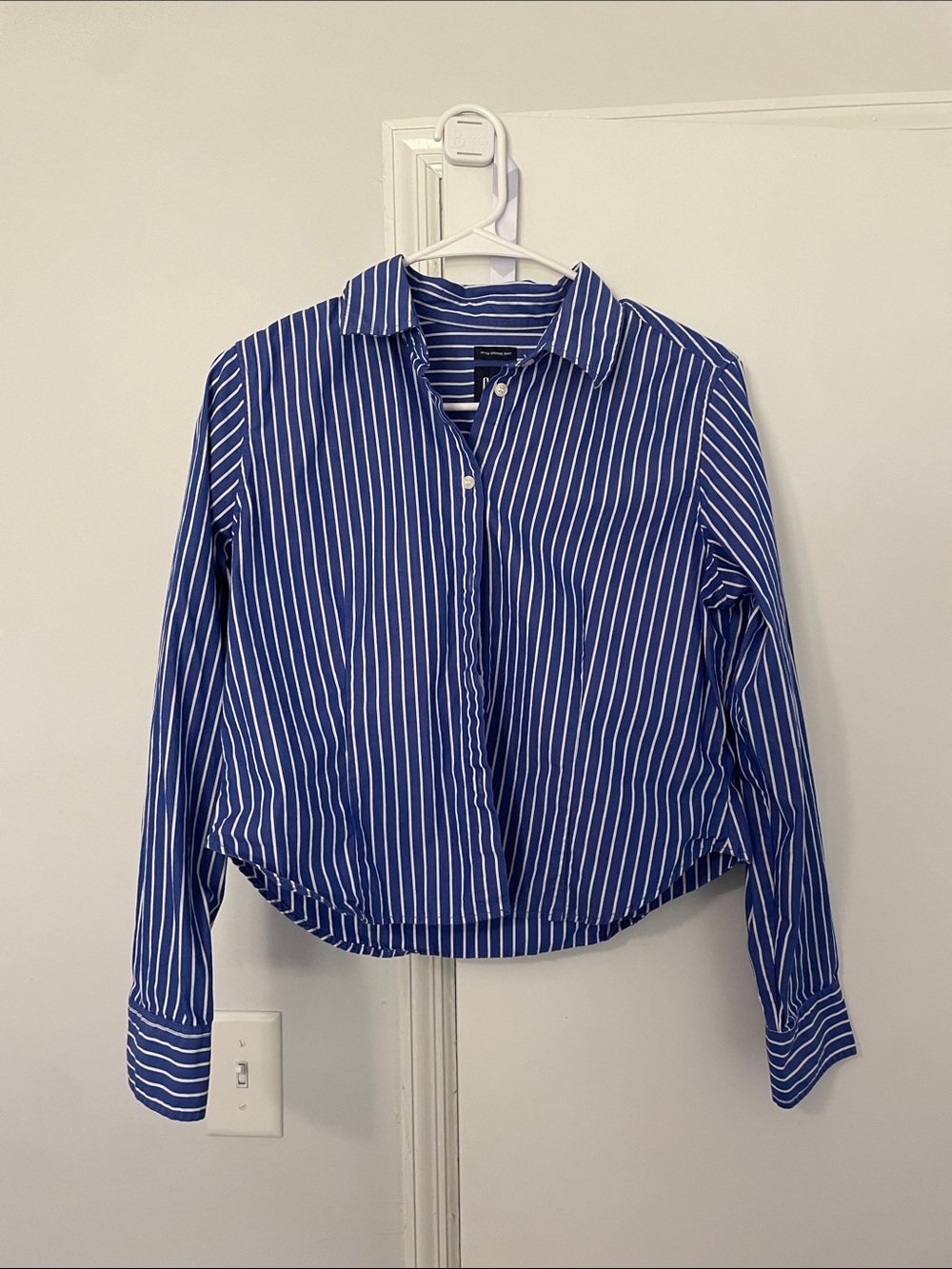 Gap Fitted Crop Shirt